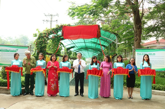 Trường đại học Khoa học xã hội và Nhân văn TP.HCM khánh thành USSH'S Garden và phát động thực hiện chương trình “ Đại học xanh”