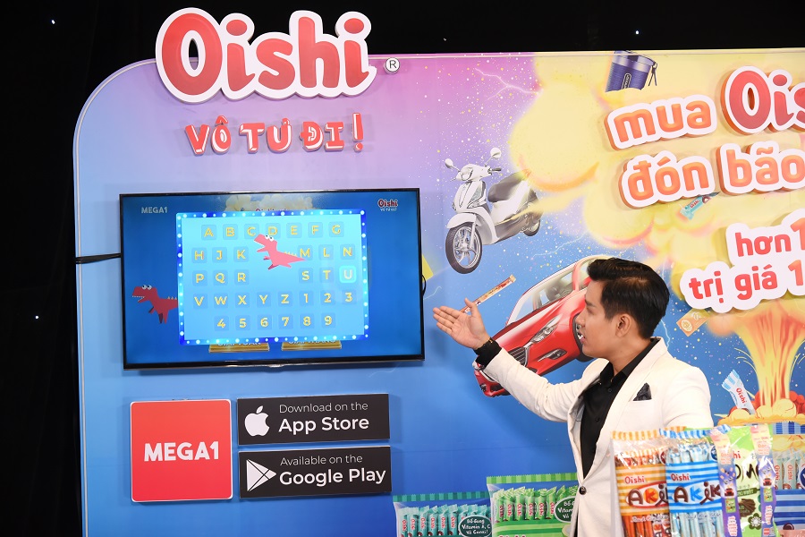 Lộ diện chủ nhân giải thưởng xe Mazda đầu tiên từ chương trình “Mua Oishi liền tay – Đón bão quà mê say”