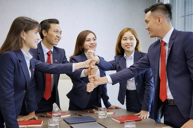 SSIAM đánh dấu một năm ấn tượng với hai giải thưởng do Tạp chí Asia Asset Management trao tặng