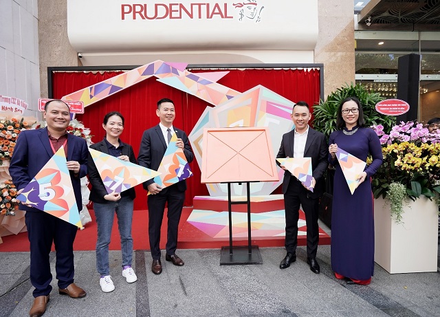 Prudential tập trung chiến lược khách hàng là trọng tâm bằng trung tâm chăm sóc khách hàng mới tại Đà Nẵng