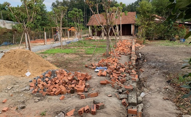 Người dân Củ Chi cầu cứu vì bị nhóm lạ chiếm nhà, đe dọa, đập phá tài sản