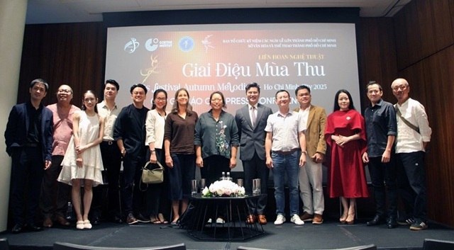 Liên hoan nghệ thuật ‘Giai điệu mùa thu’ kỷ niệm 20 năm