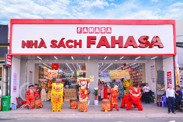 Khai trương nhà sách FAHASA Nguyễn Ảnh Thủ, thêm không gian văn hóa mới cho bạn đọc